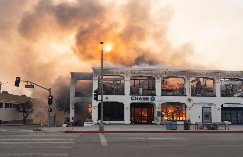 How contained are the Los Angeles fires? Crews report progress Saturday.