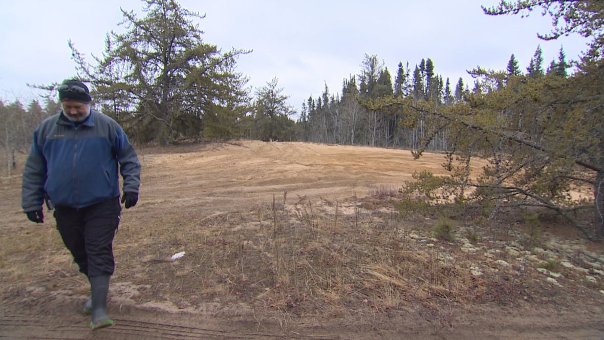 Volunteer Alberta stewards still monitoring natural areas years after government program faded