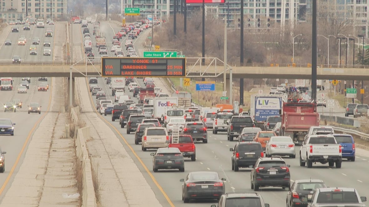 Toronto capital budget aims to flatten curve of growing infrastructure repair backlog