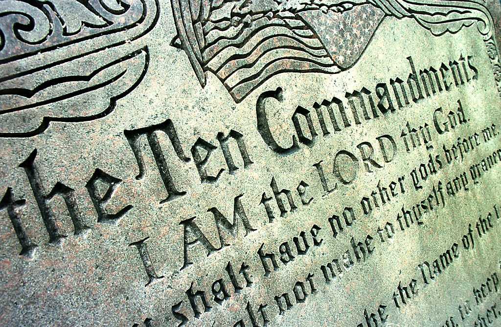 Proposal in Kentucky would allow teachers to read, display Ten Commandments