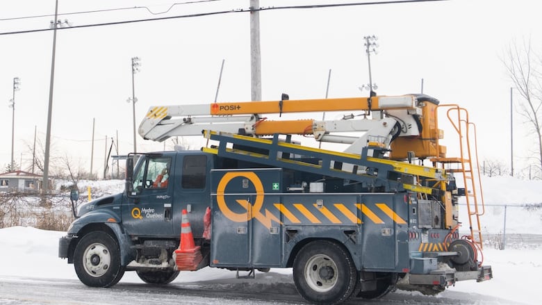 Hydro-Québec gradually restoring power after outage during deep freeze