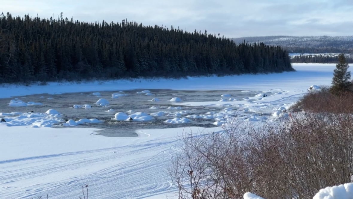 Snowmobiler stresses safety after riders go through ice near Labrador City