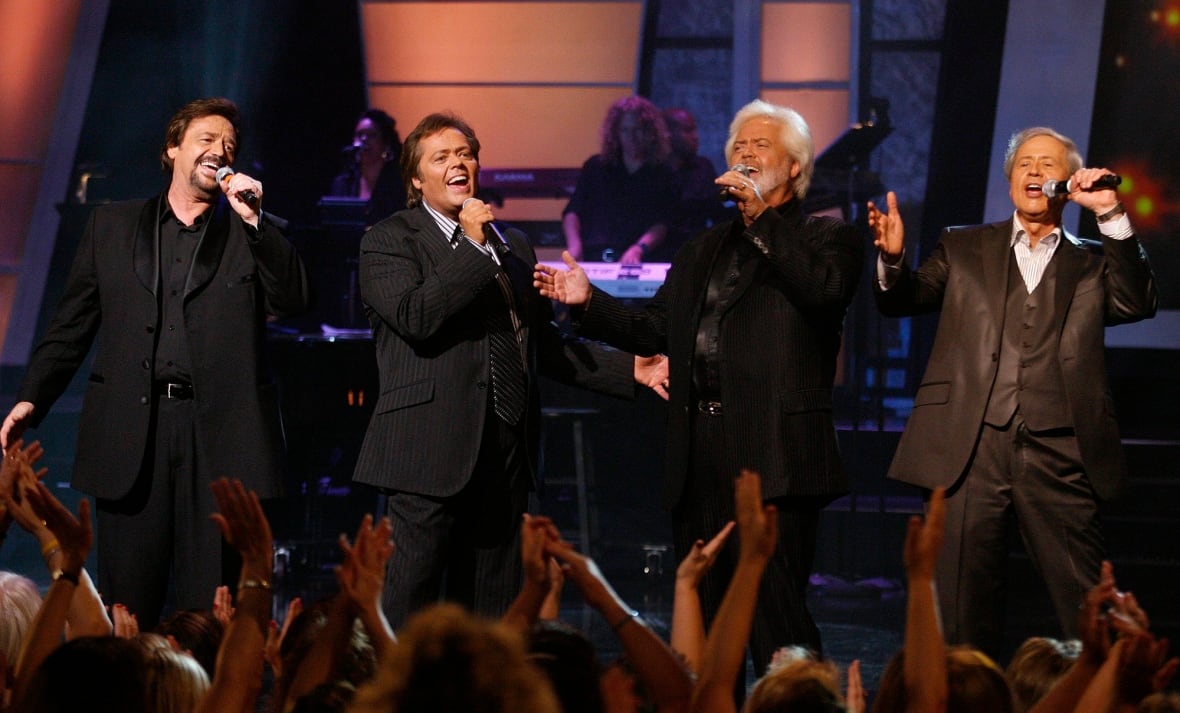 Musician Wayne Osmond of the Osmonds dead at 73