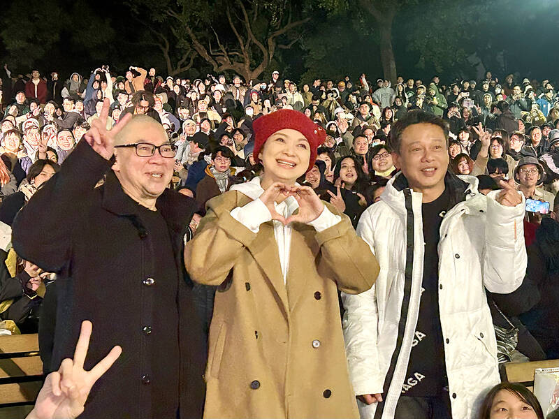 Thousands shed tears over new year film