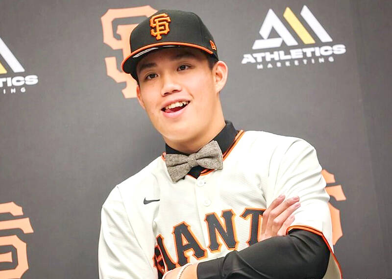 Giants sign 18-year-old Taiwanese pitcher in US$500,000 deal