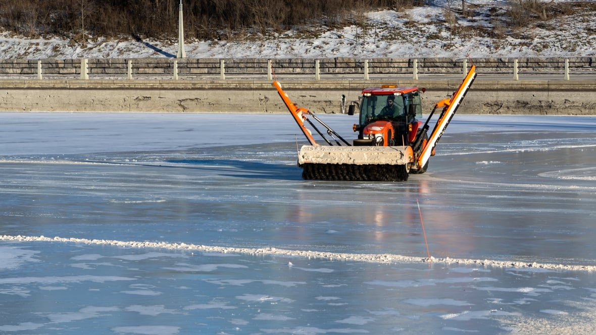 Rideau Canal Skateway to open Saturday