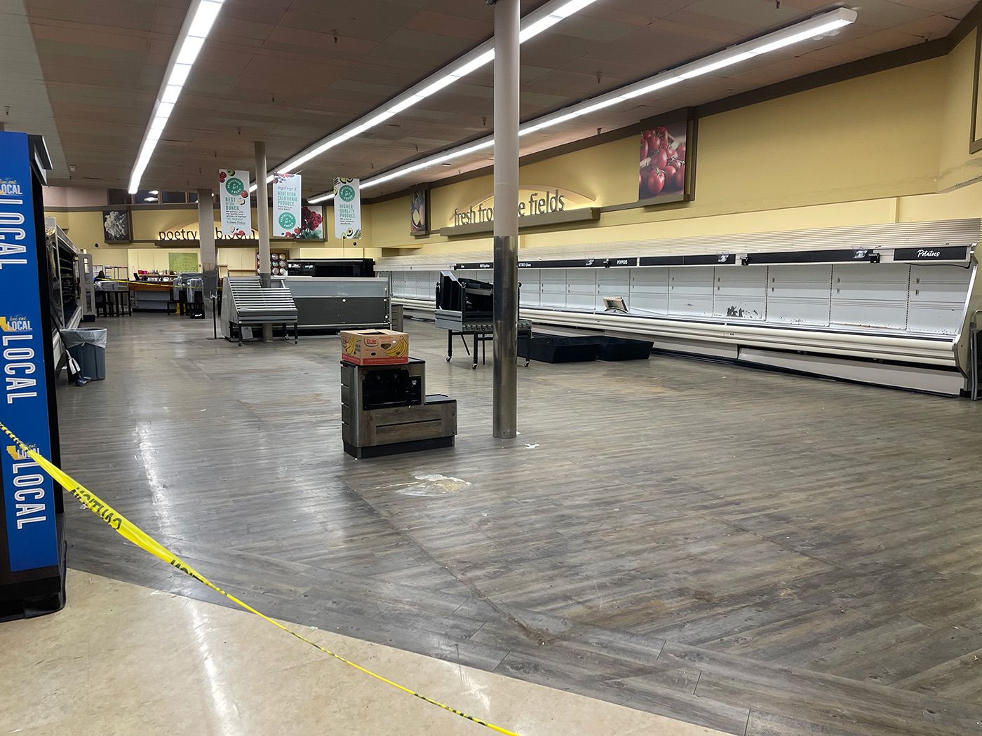 Fillmore Safeway, Nearly Depleted of Goods, Set to Become Desolate Eyesore for Likely Years to Come