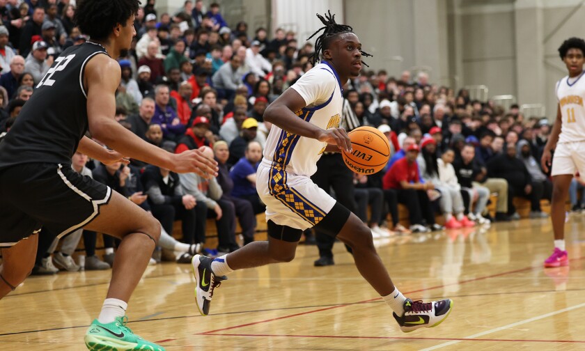 Warren beats Bolingbrook as Jaxson Davis prevails in matchup of star sophomores