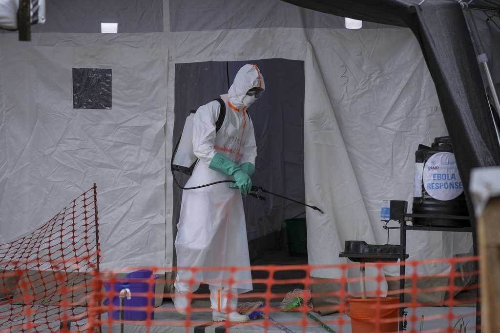 Ebola outbreak in Uganda prompts CDC alert