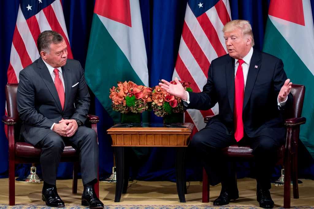 Trump hosting Jordanian king as he escalates pressure on Gaza resettlement plan