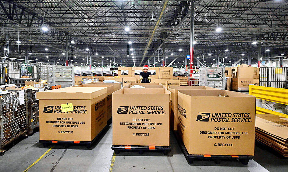 USPS suspends inbound parcels from China, HK