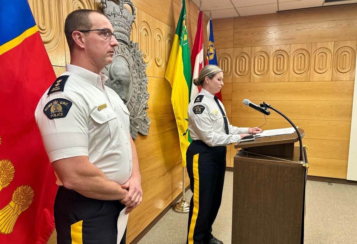 Killings of 2 men, 2 women on Carry the Kettle Nakoda Nation may have been targeted: Sask. RCMP