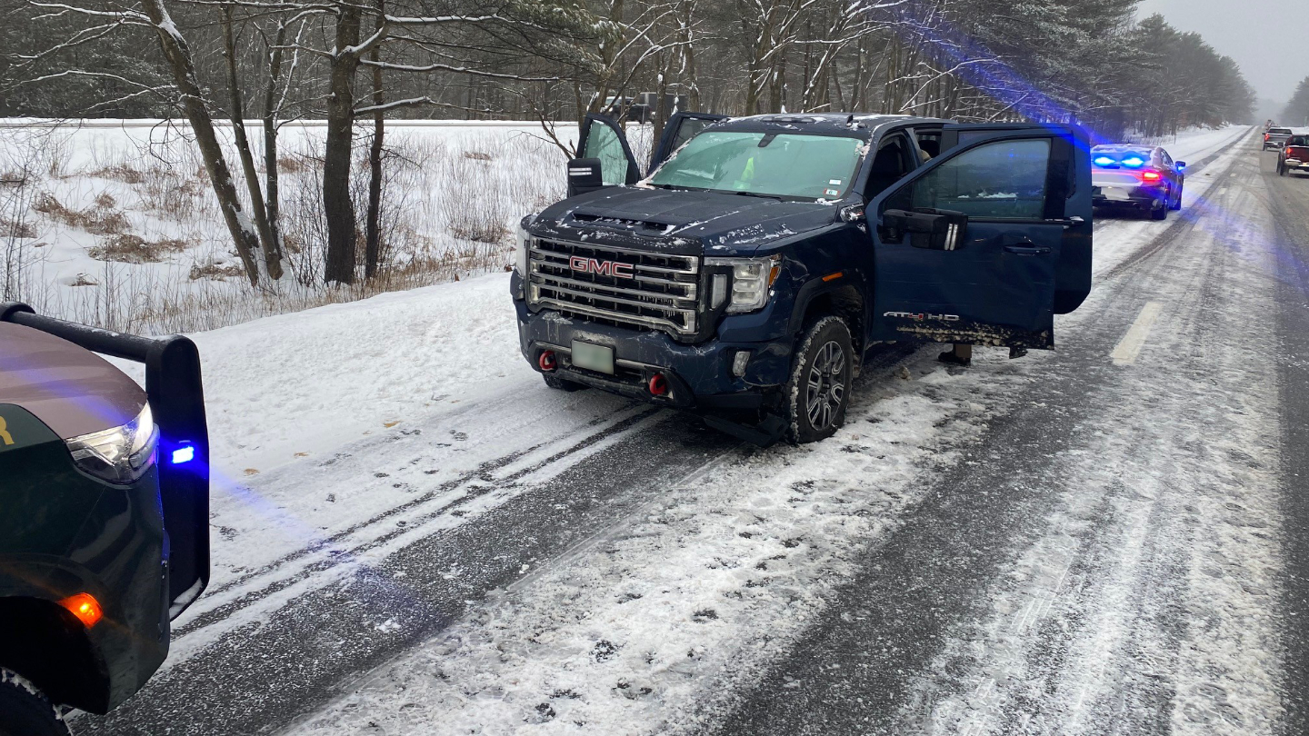 NH man drove wrong way on I-93 during snowstorm, damaging multiple vehicles: Police – NECN